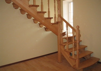 лестница деревянная